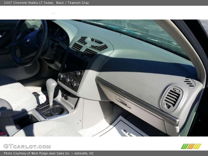 Black / Titanium Gray 2007 Chevrolet Malibu LT Sedan