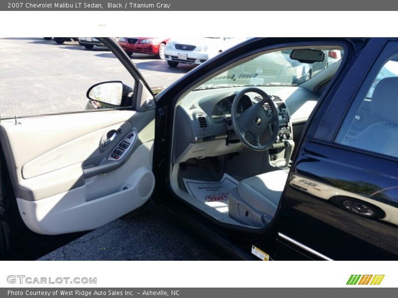 Black / Titanium Gray 2007 Chevrolet Malibu LT Sedan