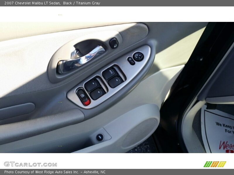 Black / Titanium Gray 2007 Chevrolet Malibu LT Sedan