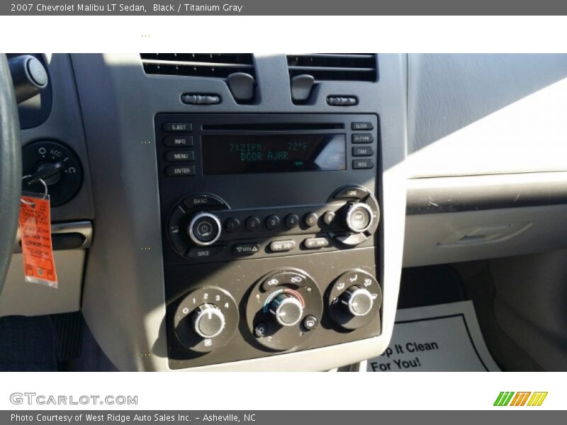 Black / Titanium Gray 2007 Chevrolet Malibu LT Sedan