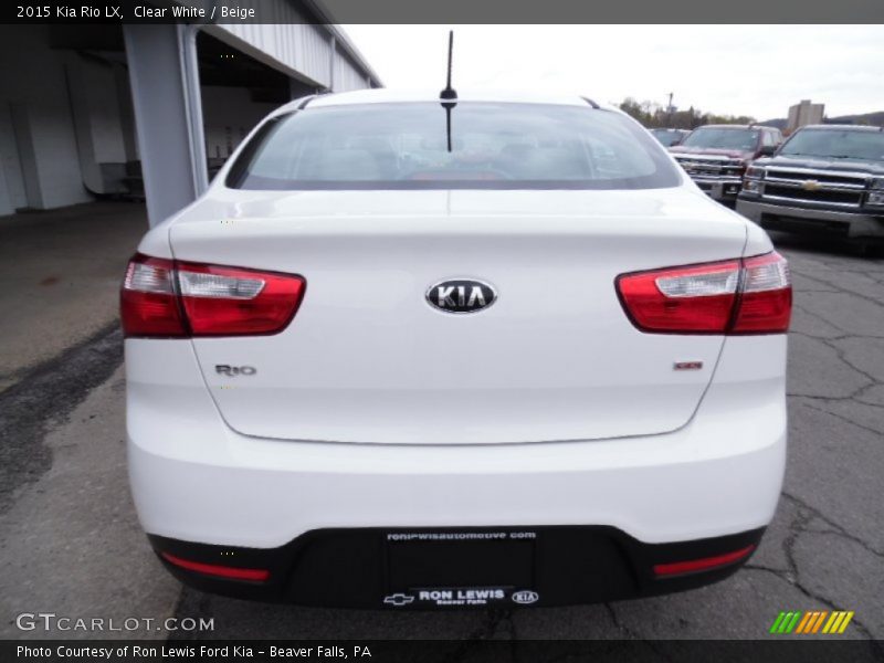 Clear White / Beige 2015 Kia Rio LX