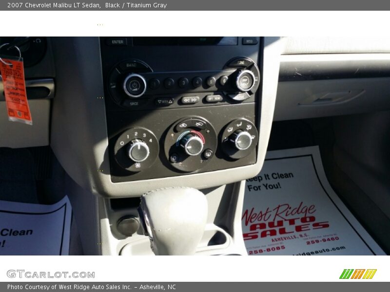 Black / Titanium Gray 2007 Chevrolet Malibu LT Sedan