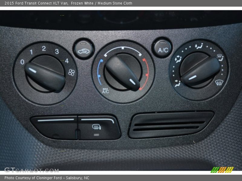Frozen White / Medium Stone Cloth 2015 Ford Transit Connect XLT Van