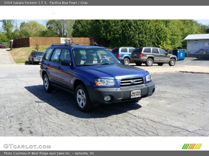 Pacifica Blue Pearl / Gray 2004 Subaru Forester 2.5 X