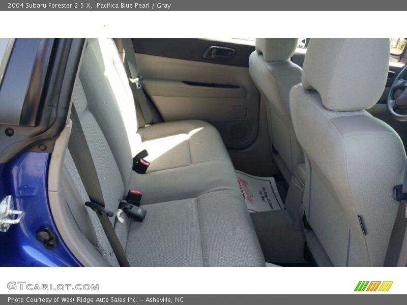 Pacifica Blue Pearl / Gray 2004 Subaru Forester 2.5 X