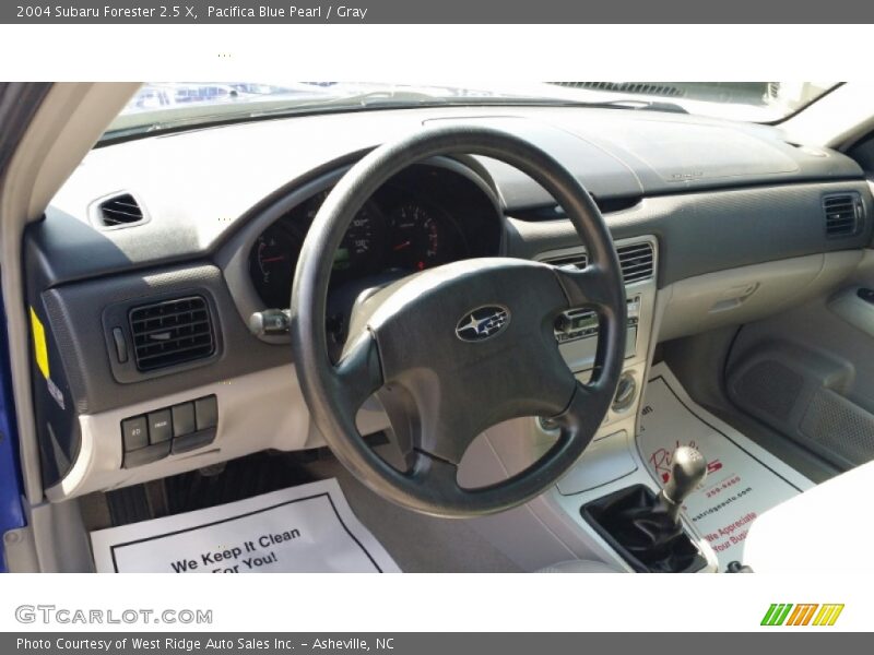 Pacifica Blue Pearl / Gray 2004 Subaru Forester 2.5 X