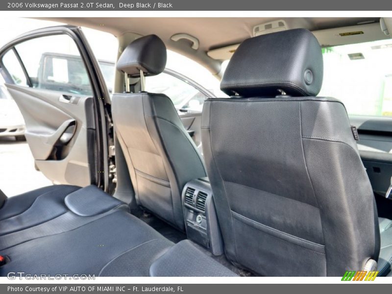 Deep Black / Black 2006 Volkswagen Passat 2.0T Sedan