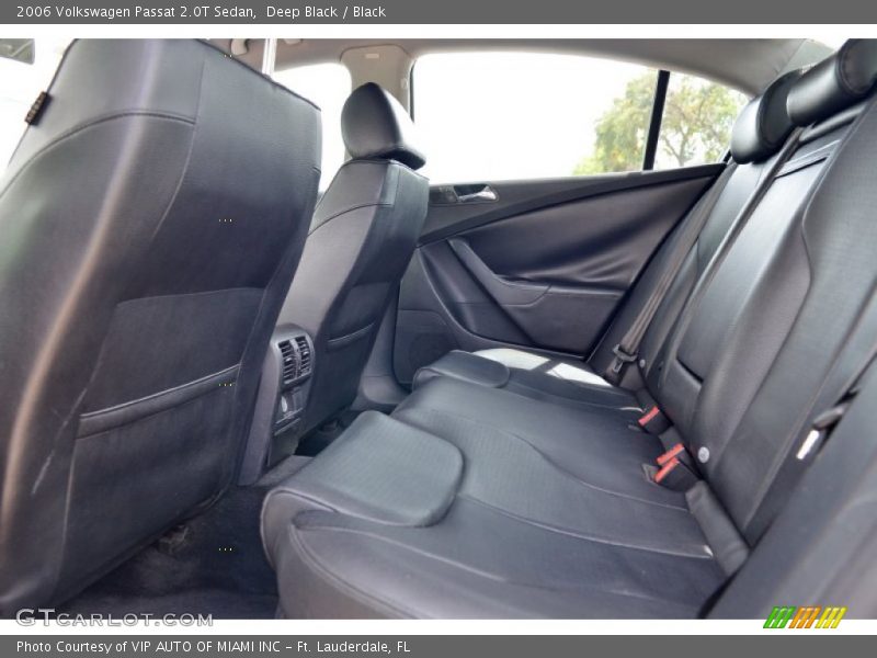 Deep Black / Black 2006 Volkswagen Passat 2.0T Sedan