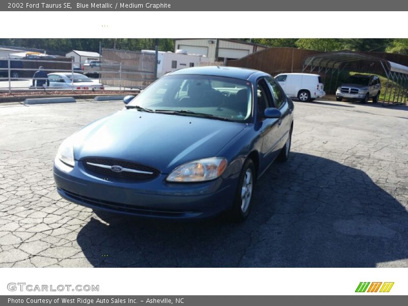 Blue Metallic / Medium Graphite 2002 Ford Taurus SE