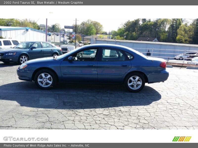 Blue Metallic / Medium Graphite 2002 Ford Taurus SE