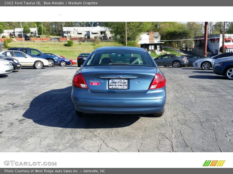 Blue Metallic / Medium Graphite 2002 Ford Taurus SE