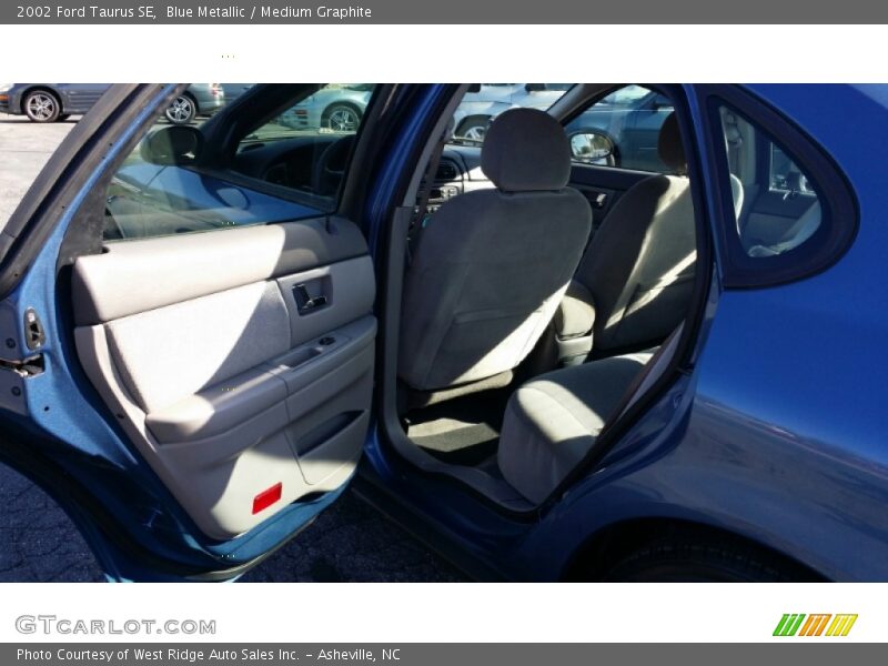 Blue Metallic / Medium Graphite 2002 Ford Taurus SE