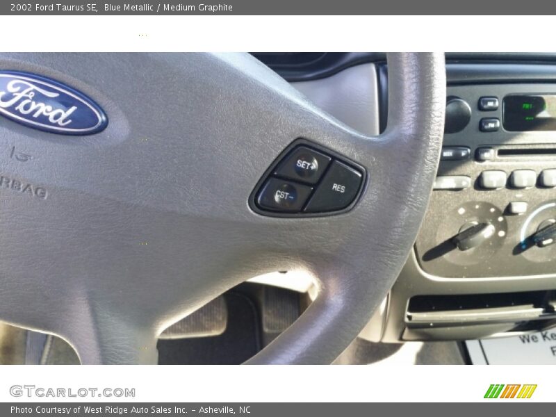 Blue Metallic / Medium Graphite 2002 Ford Taurus SE