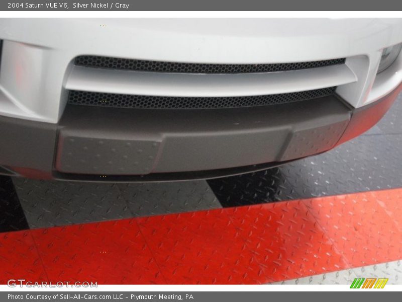 Silver Nickel / Gray 2004 Saturn VUE V6