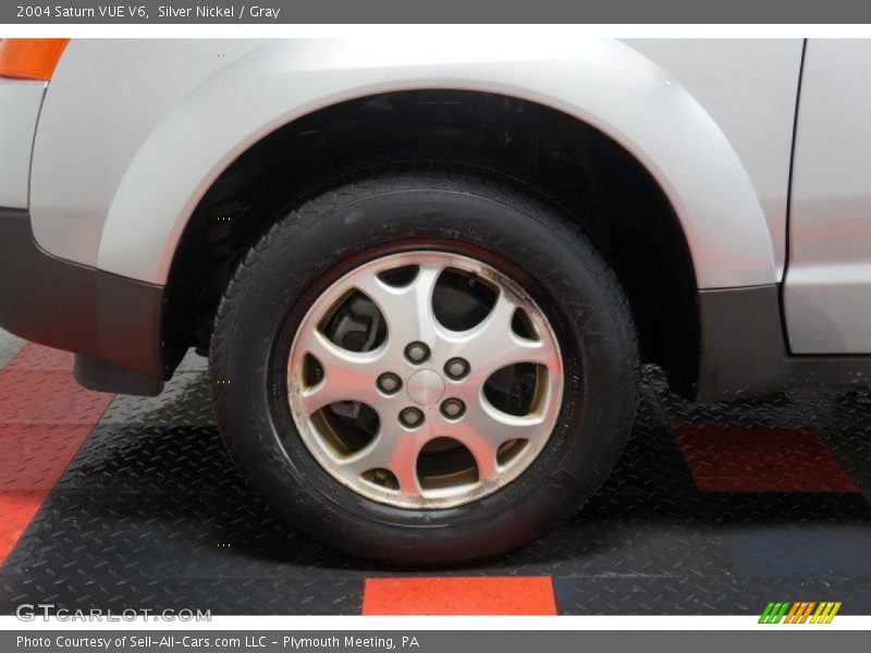 Silver Nickel / Gray 2004 Saturn VUE V6