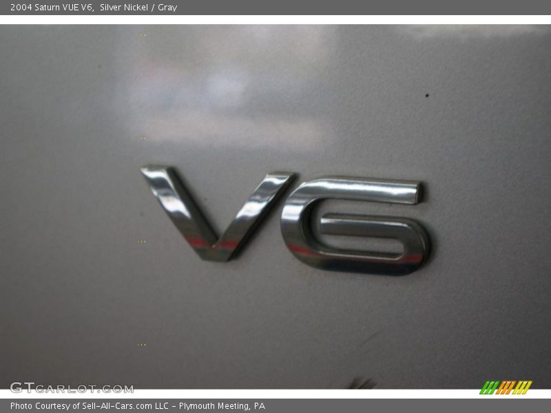 Silver Nickel / Gray 2004 Saturn VUE V6