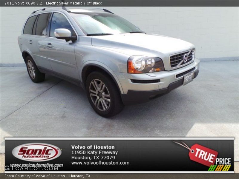 Electric Silver Metallic / Off Black 2011 Volvo XC90 3.2