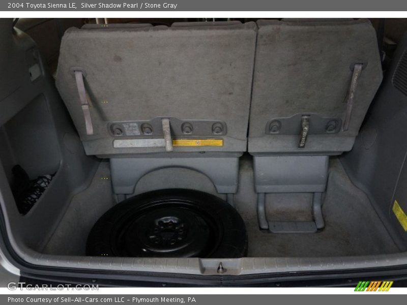 Silver Shadow Pearl / Stone Gray 2004 Toyota Sienna LE