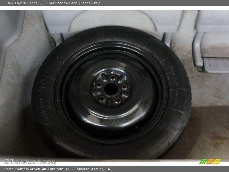 Silver Shadow Pearl / Stone Gray 2004 Toyota Sienna LE