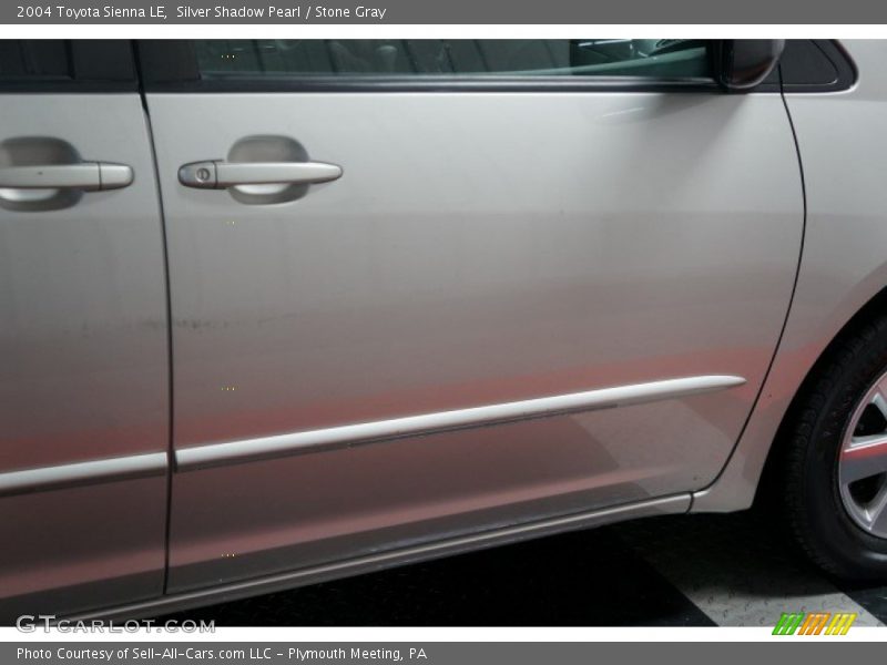 Silver Shadow Pearl / Stone Gray 2004 Toyota Sienna LE