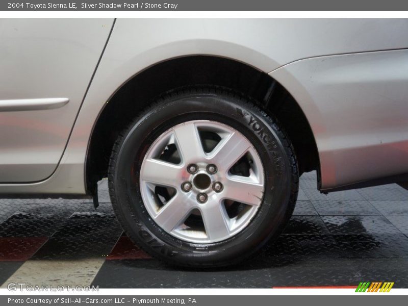 Silver Shadow Pearl / Stone Gray 2004 Toyota Sienna LE