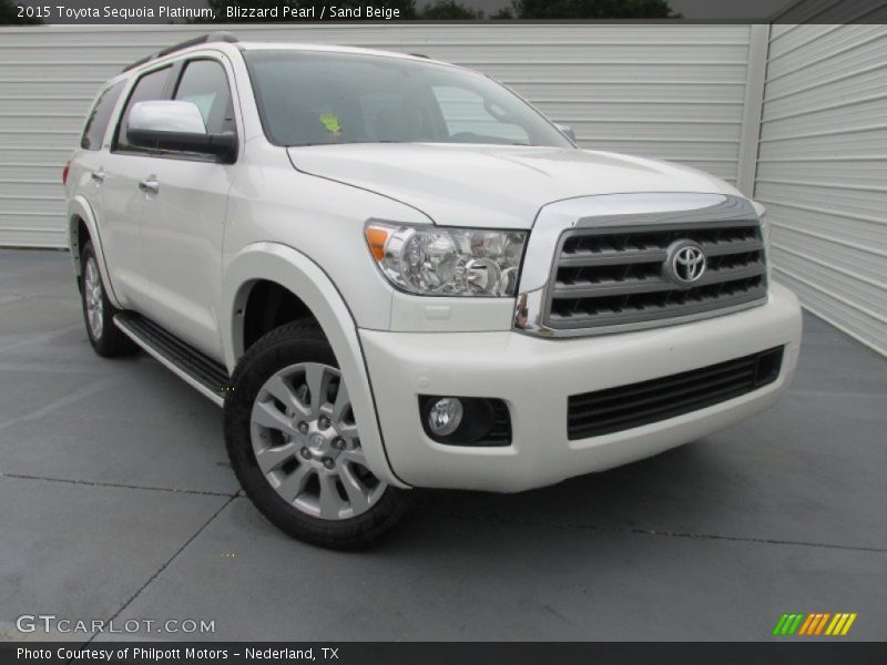 Front 3/4 View of 2015 Sequoia Platinum