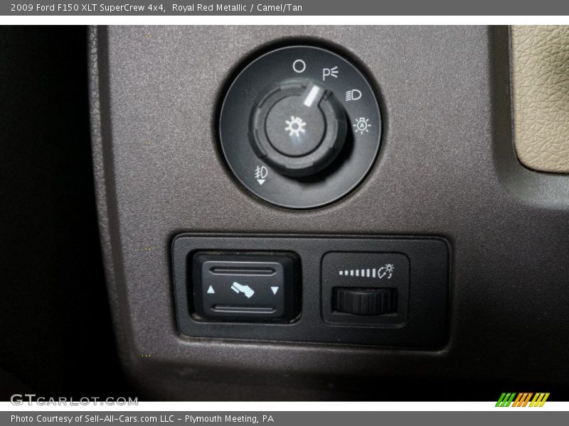 Royal Red Metallic / Camel/Tan 2009 Ford F150 XLT SuperCrew 4x4