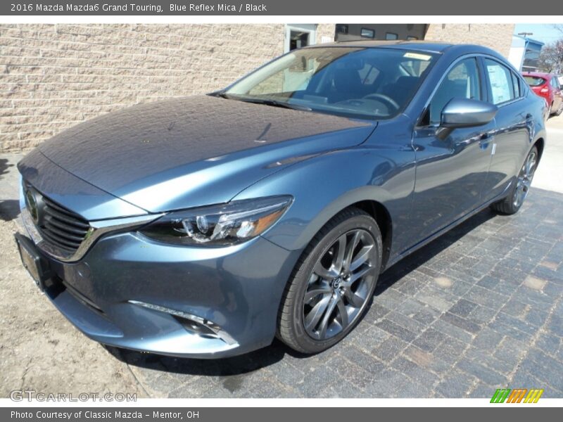 Front 3/4 View of 2016 Mazda6 Grand Touring