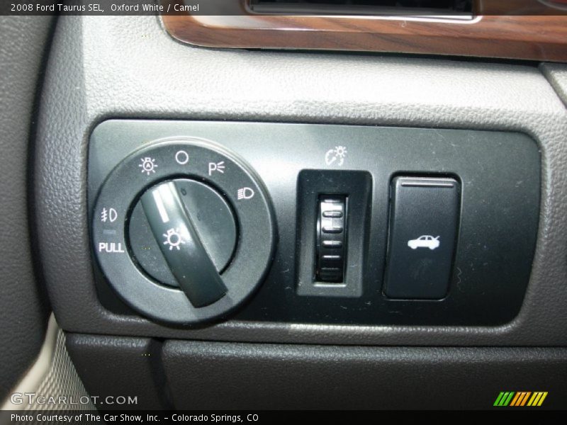 Controls of 2008 Taurus SEL