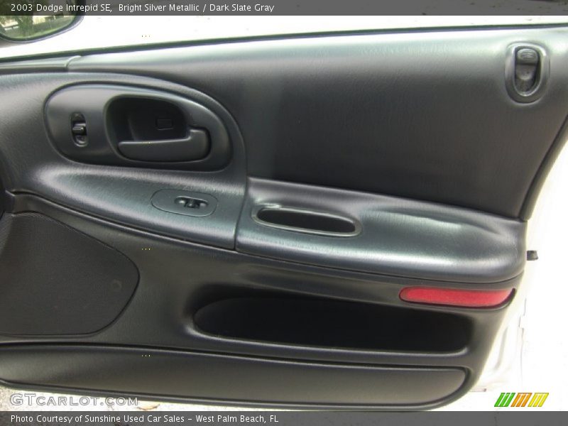Bright Silver Metallic / Dark Slate Gray 2003 Dodge Intrepid SE