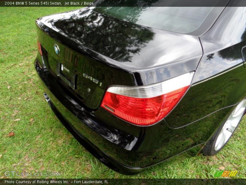 Jet Black / Beige 2004 BMW 5 Series 545i Sedan