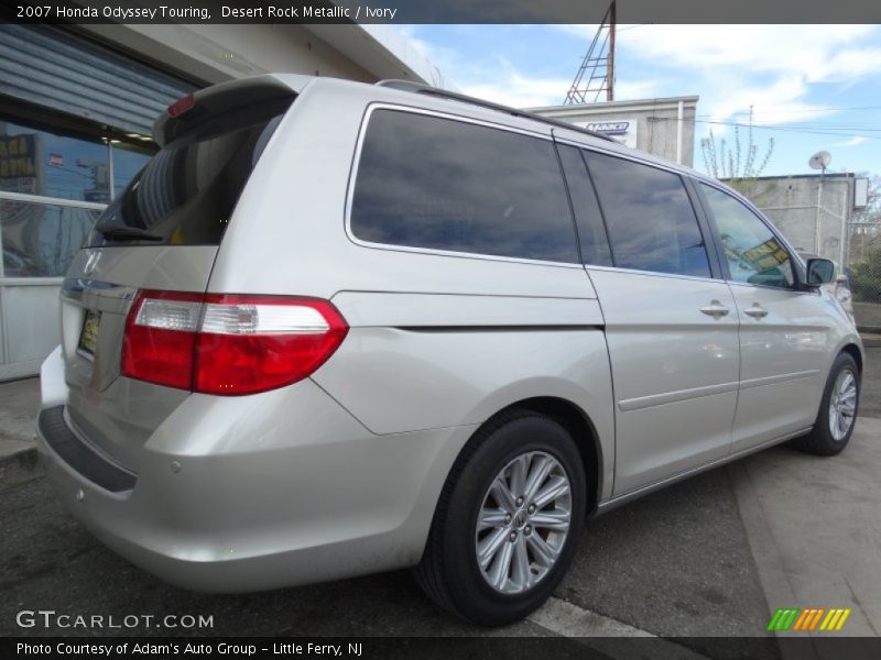 Desert Rock Metallic / Ivory 2007 Honda Odyssey Touring