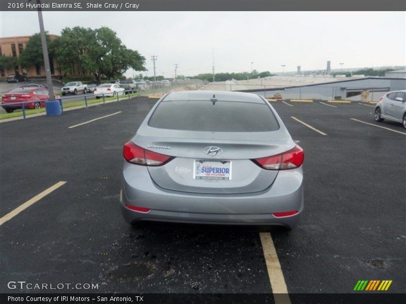 Shale Gray / Gray 2016 Hyundai Elantra SE