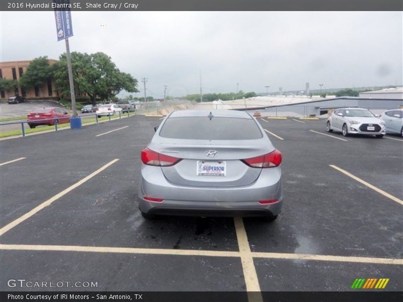 Shale Gray / Gray 2016 Hyundai Elantra SE