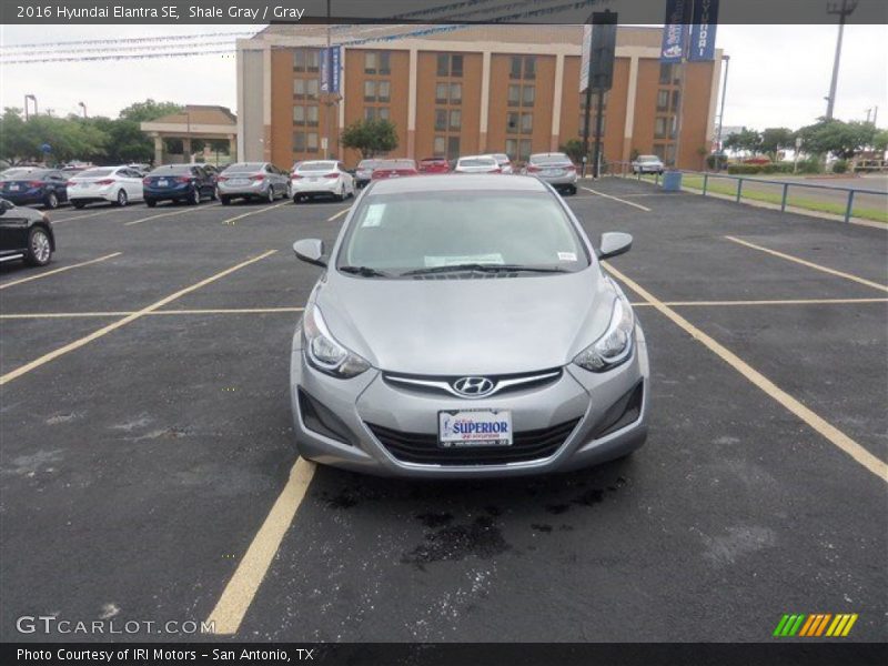 Shale Gray / Gray 2016 Hyundai Elantra SE