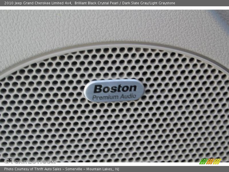 Brilliant Black Crystal Pearl / Dark Slate Gray/Light Graystone 2010 Jeep Grand Cherokee Limited 4x4