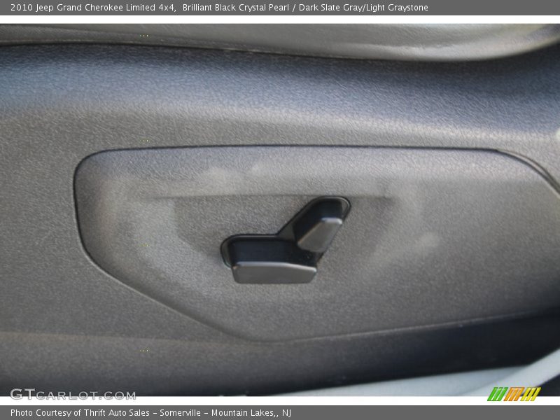 Brilliant Black Crystal Pearl / Dark Slate Gray/Light Graystone 2010 Jeep Grand Cherokee Limited 4x4