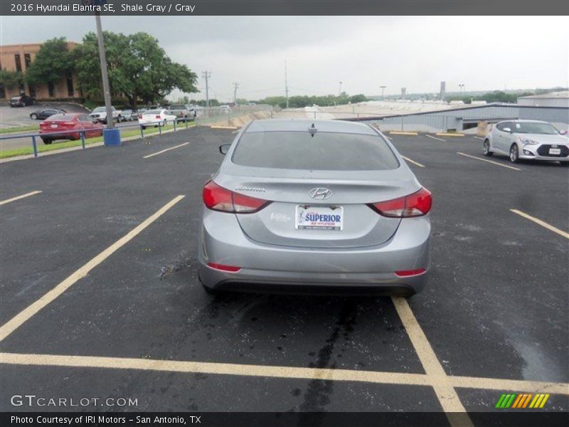 Shale Gray / Gray 2016 Hyundai Elantra SE