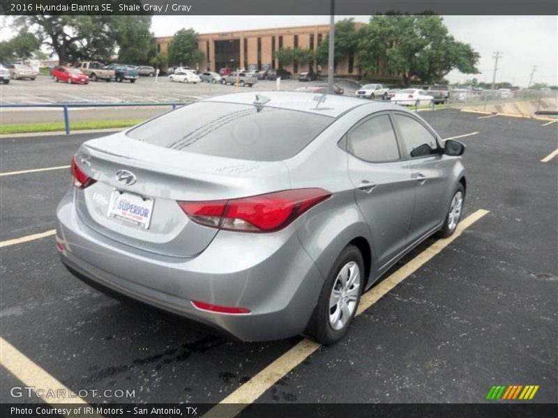 Shale Gray / Gray 2016 Hyundai Elantra SE