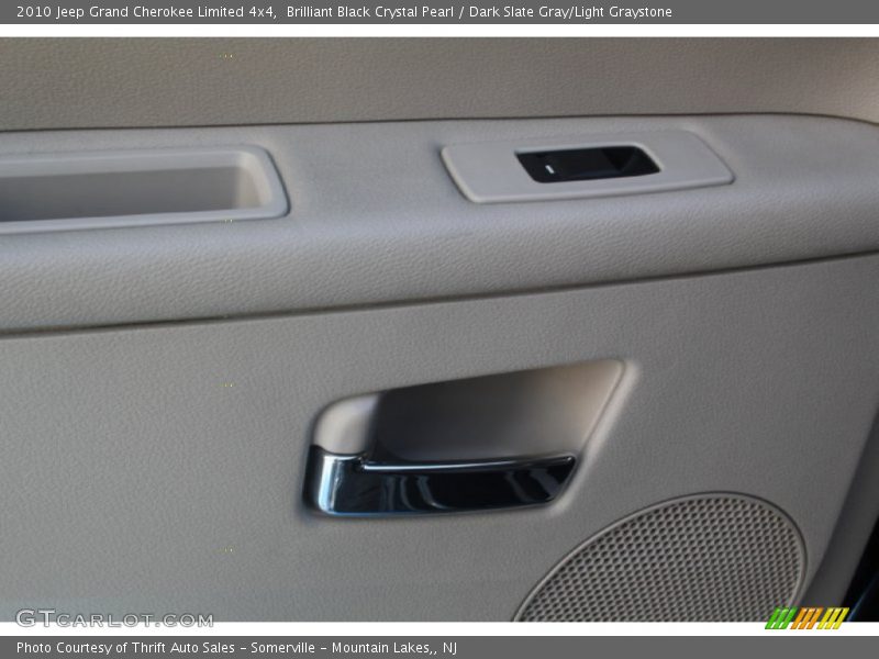 Brilliant Black Crystal Pearl / Dark Slate Gray/Light Graystone 2010 Jeep Grand Cherokee Limited 4x4