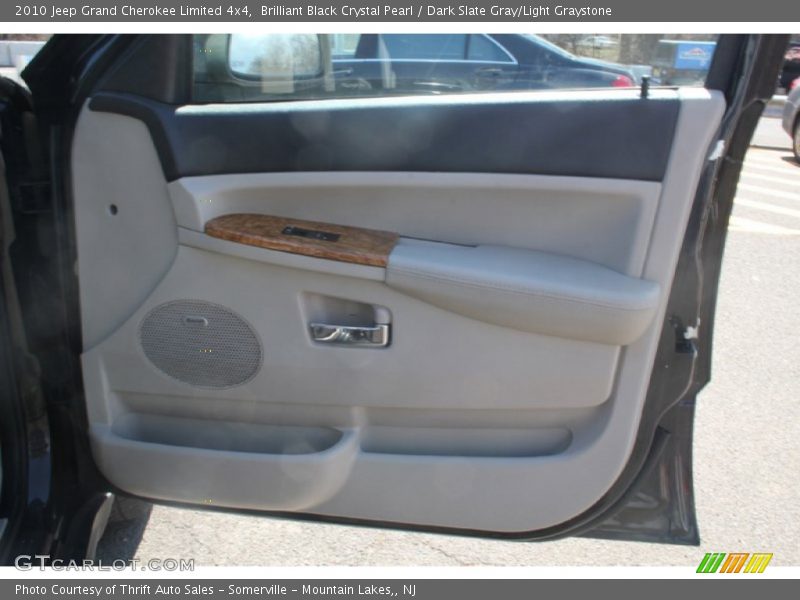 Brilliant Black Crystal Pearl / Dark Slate Gray/Light Graystone 2010 Jeep Grand Cherokee Limited 4x4