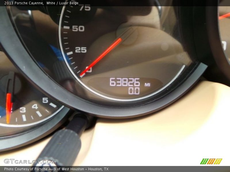 White / Luxor Beige 2013 Porsche Cayenne