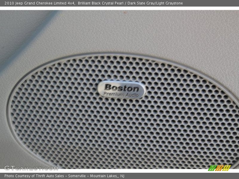 Brilliant Black Crystal Pearl / Dark Slate Gray/Light Graystone 2010 Jeep Grand Cherokee Limited 4x4