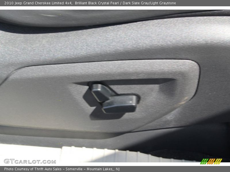 Brilliant Black Crystal Pearl / Dark Slate Gray/Light Graystone 2010 Jeep Grand Cherokee Limited 4x4