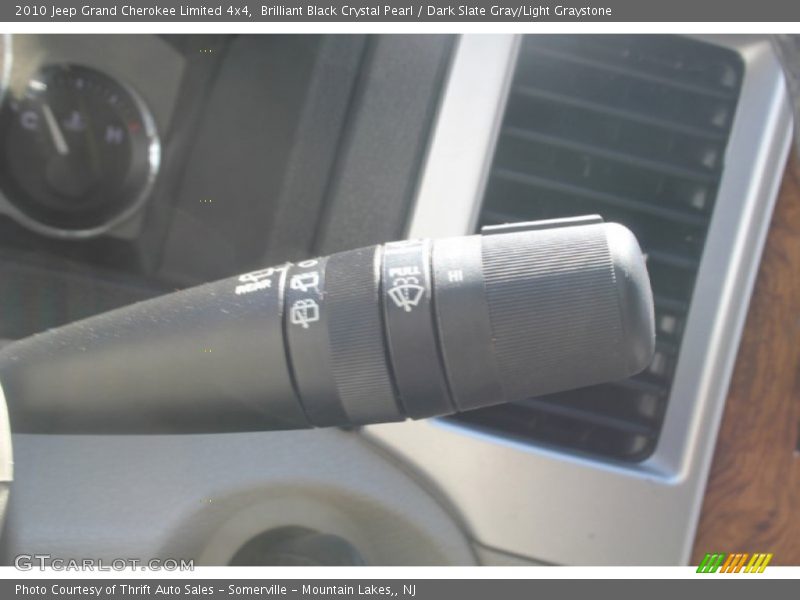 Brilliant Black Crystal Pearl / Dark Slate Gray/Light Graystone 2010 Jeep Grand Cherokee Limited 4x4