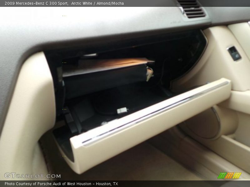 Arctic White / Almond/Mocha 2009 Mercedes-Benz C 300 Sport