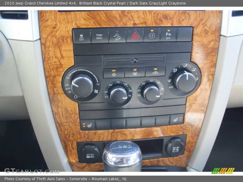 Brilliant Black Crystal Pearl / Dark Slate Gray/Light Graystone 2010 Jeep Grand Cherokee Limited 4x4