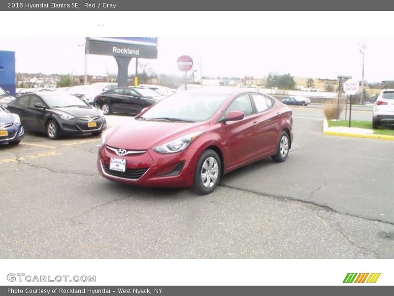 Red / Gray 2016 Hyundai Elantra SE