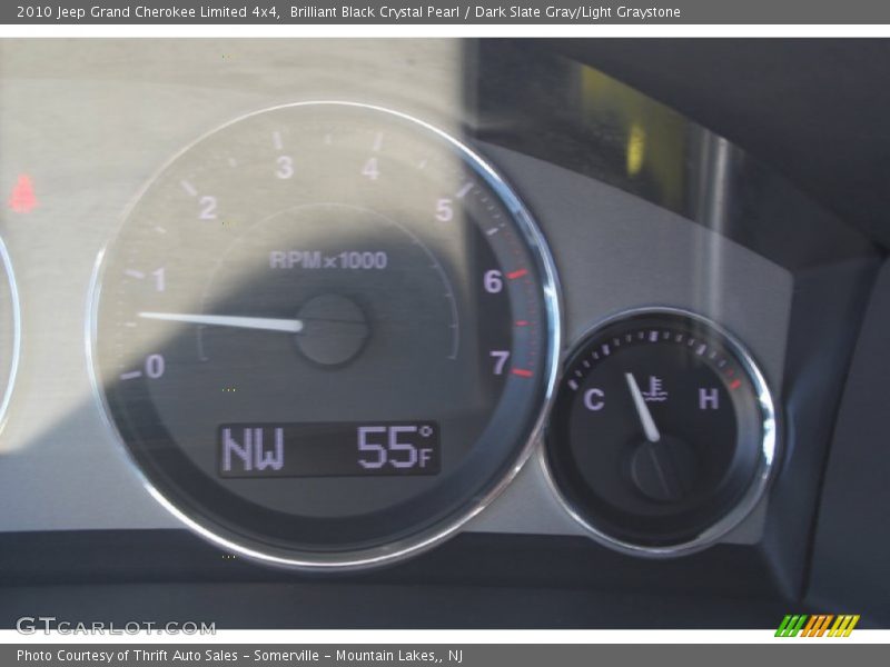 Brilliant Black Crystal Pearl / Dark Slate Gray/Light Graystone 2010 Jeep Grand Cherokee Limited 4x4