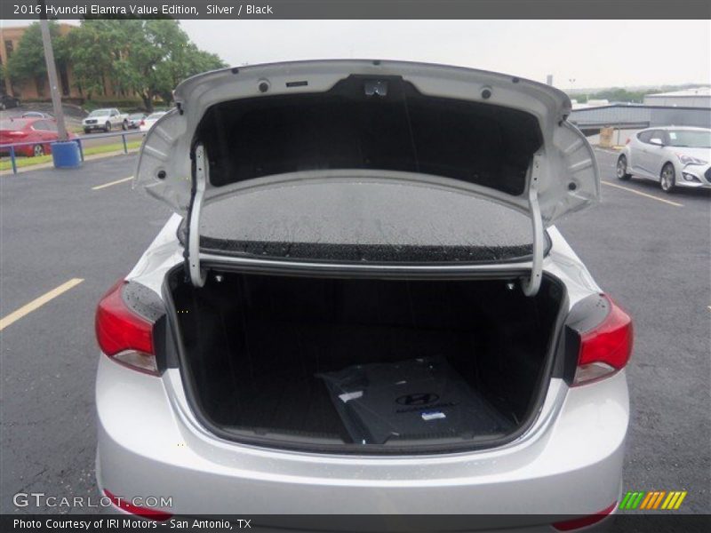 Silver / Black 2016 Hyundai Elantra Value Edition